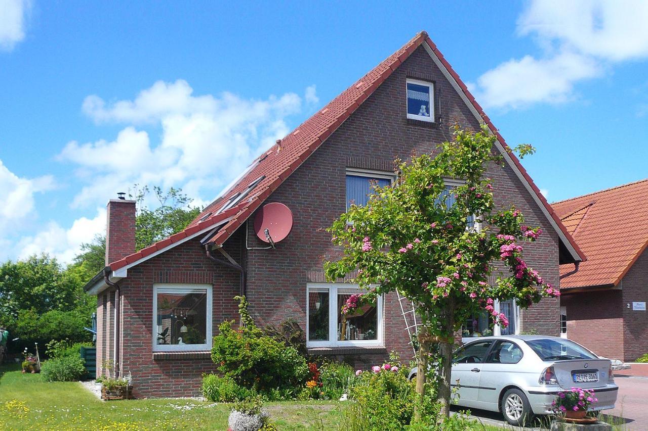 Ferienwohnungen Im Haus Herrmann Neuharlingersiel Dış mekan fotoğraf